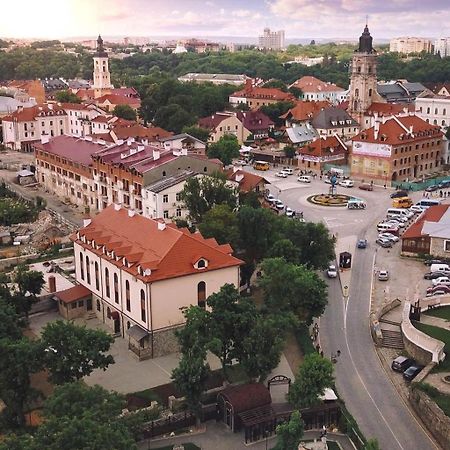 Апартаменты В Старом Городе Kamieniec Podolski Zewnętrze zdjęcie
