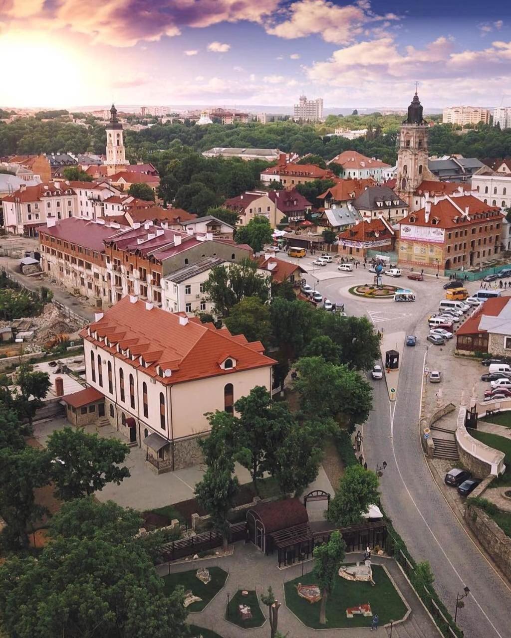 Апартаменты В Старом Городе Kamieniec Podolski Zewnętrze zdjęcie